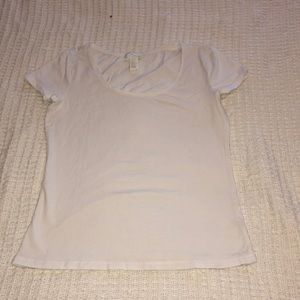 Basic white t-shirt